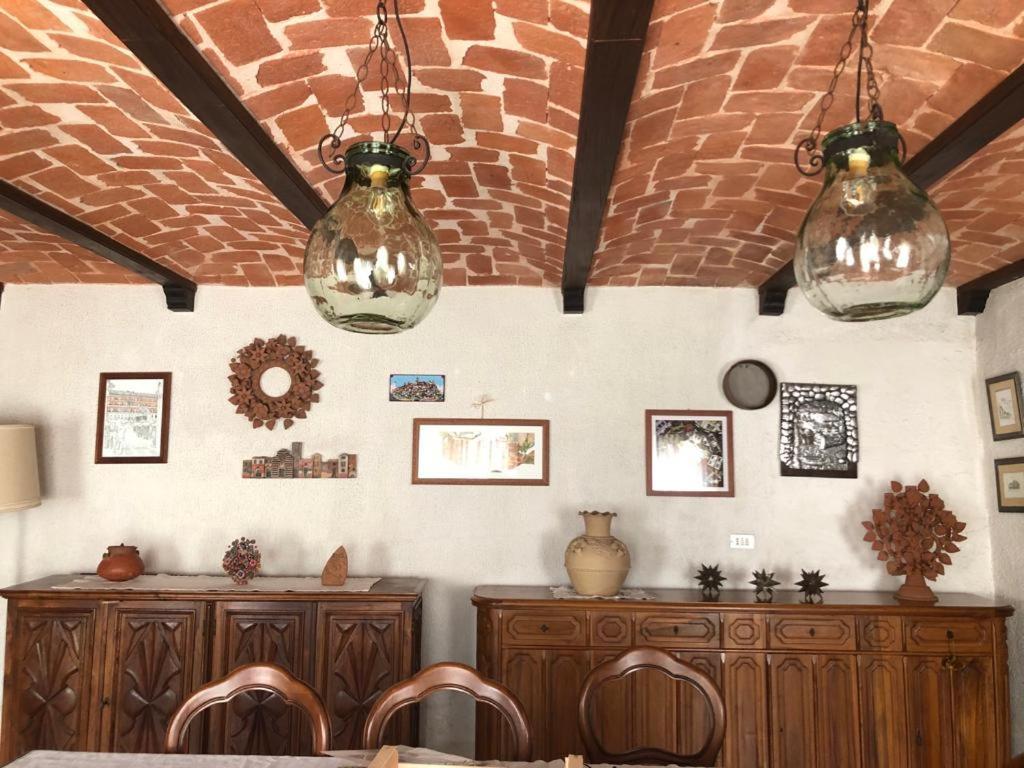Tenuta Nissole Rocchetta Tanaro ภายนอก รูปภาพ
