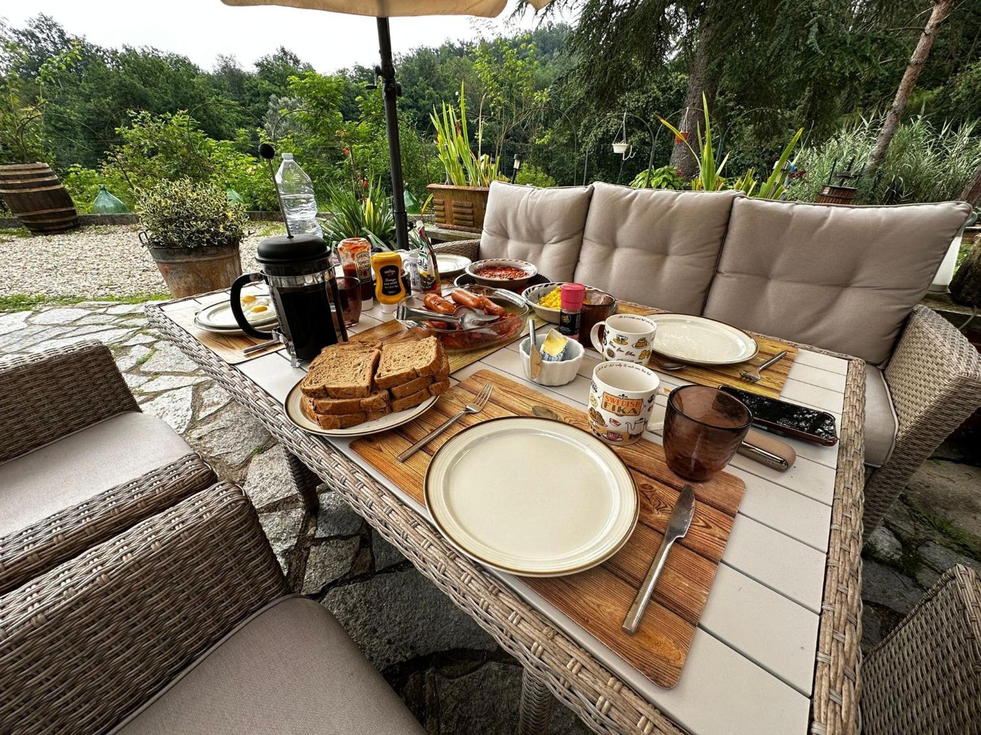 Tenuta Nissole Rocchetta Tanaro ภายนอก รูปภาพ