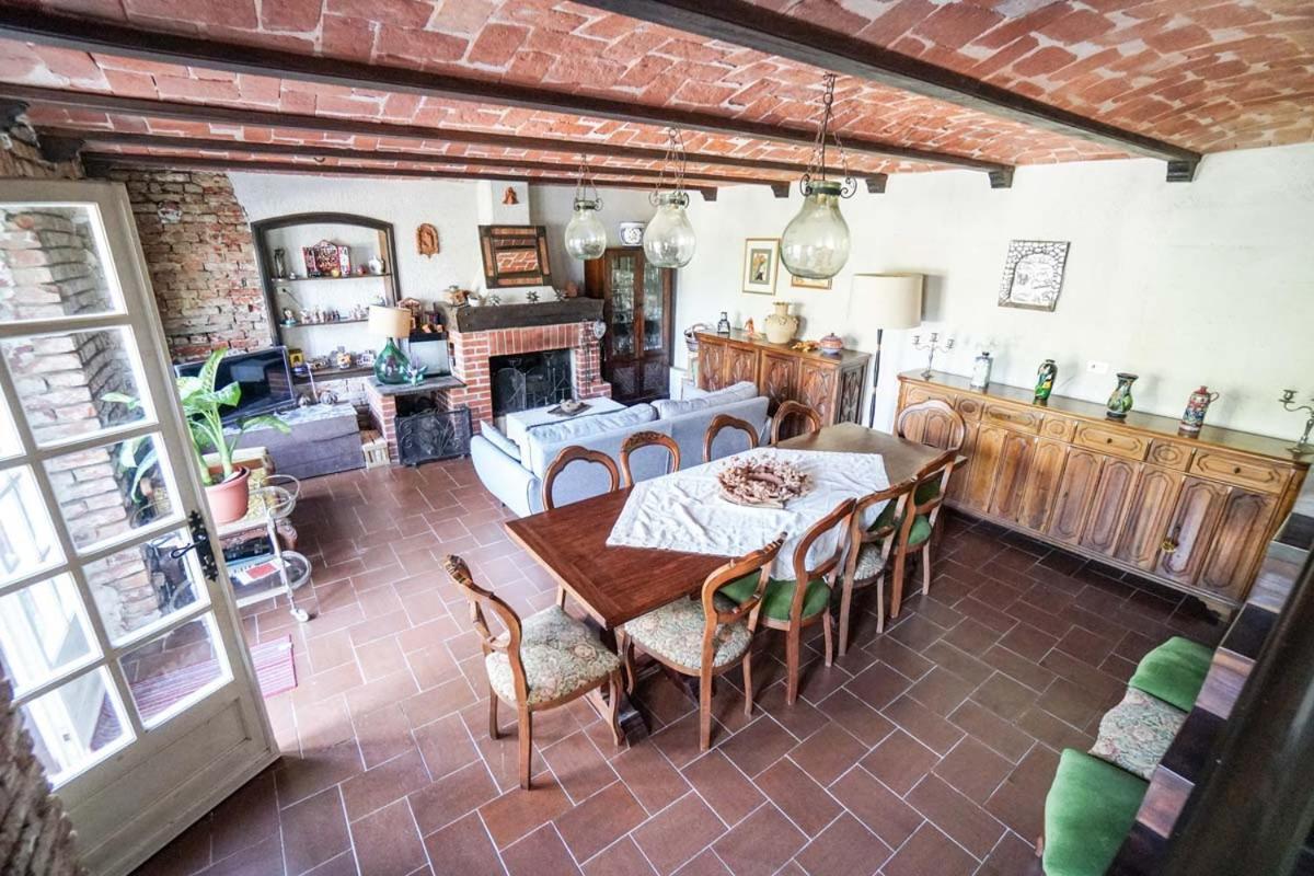 Tenuta Nissole Rocchetta Tanaro ภายนอก รูปภาพ